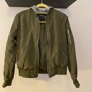 Bomber jacket